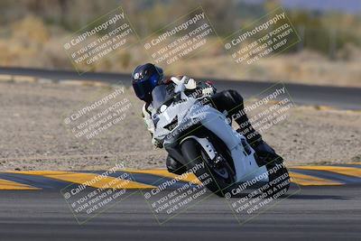 media/Dec-17-2022-SoCal Trackdays (Sat) [[224abd9271]]/Turn 7 Set 1 (1125am)/